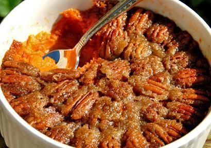 Low calorie sweet potato bake with pecan topping Must try! Only 93 cal per servi