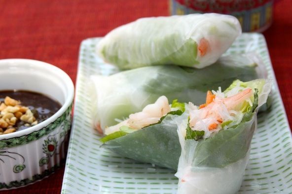 Vietnamese Summer Rolls with Shrimp via The Sweet &amp; Sour Chronicles &amp