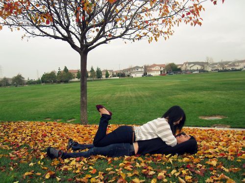 fall couple photography pose ideas – Bing Images