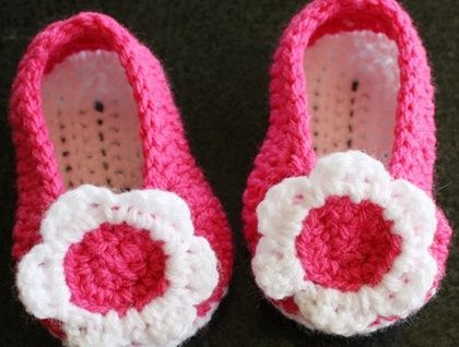 Crochet Baby Shoes / Slippers 3-6 months