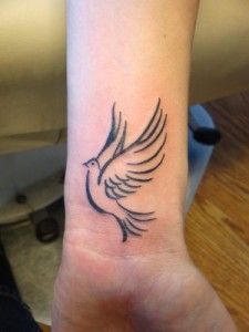 beautiful tattoo – great for breast cancer survivors – spread their wings