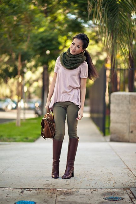 Fall Colors-9:: Outfit ::  Top :: Marni  Bottom :: Current/Elliott  Accessories