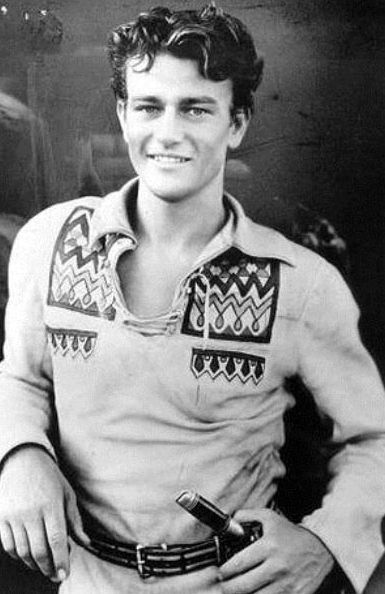 Young John Wayne.  Hes so handsome!