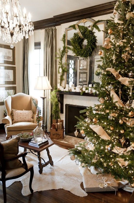 Montgomery interior designer, Ashley Galbraiths home decorated for Christmas…s