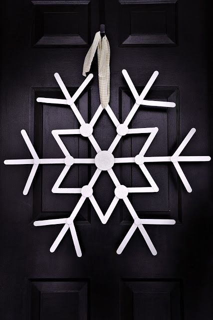 The Ballard Bunch: DIY Popsicle Snowflake Wreath