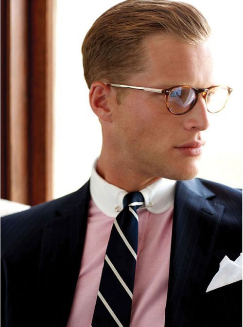 WASP style. Striped tie, blue jacket, rounded collar shirt, tie bar, blond man.