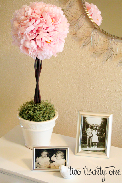 DIY~ How to make a peony topiary- Great tutorial. This lady used these topiaries