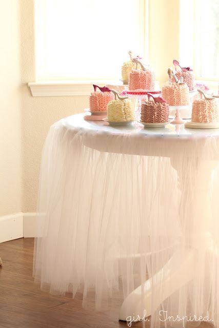 Dress up your table with a pretty tulle tablecloth! Get the DIY from Girl. Inspi