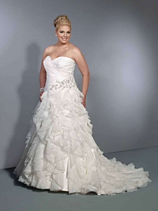 Gorgeous plus size bridal gown..if I ever get married