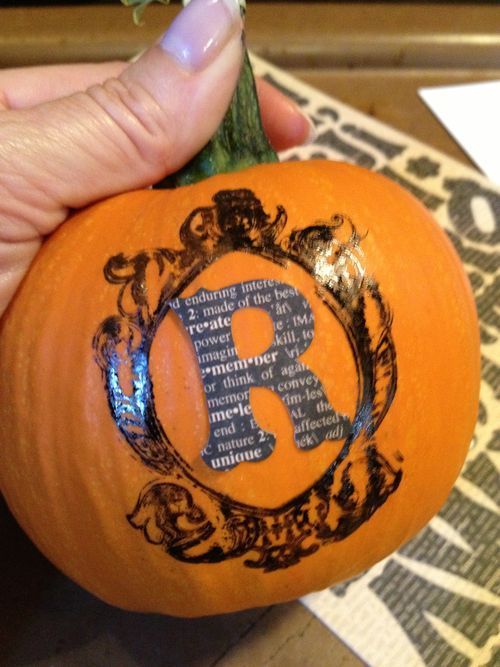 Personalize your pumpkins! Great for a party or just around the house #graphic45