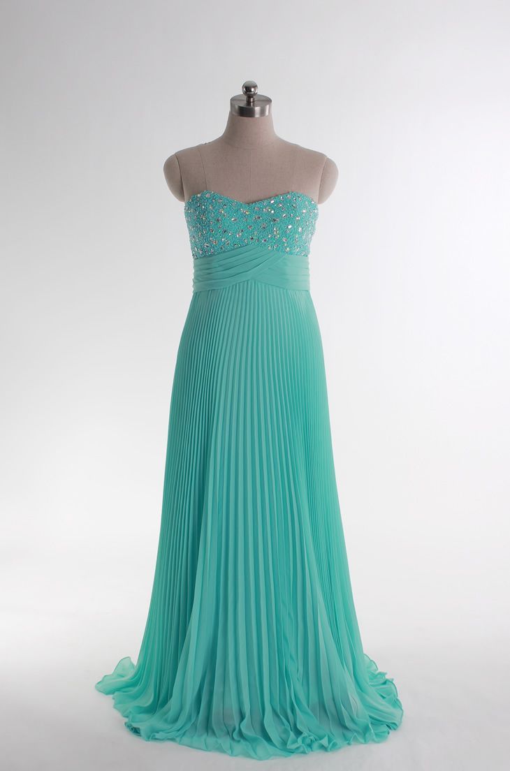 Sweetheart beading bodice A-line chiffon gown.