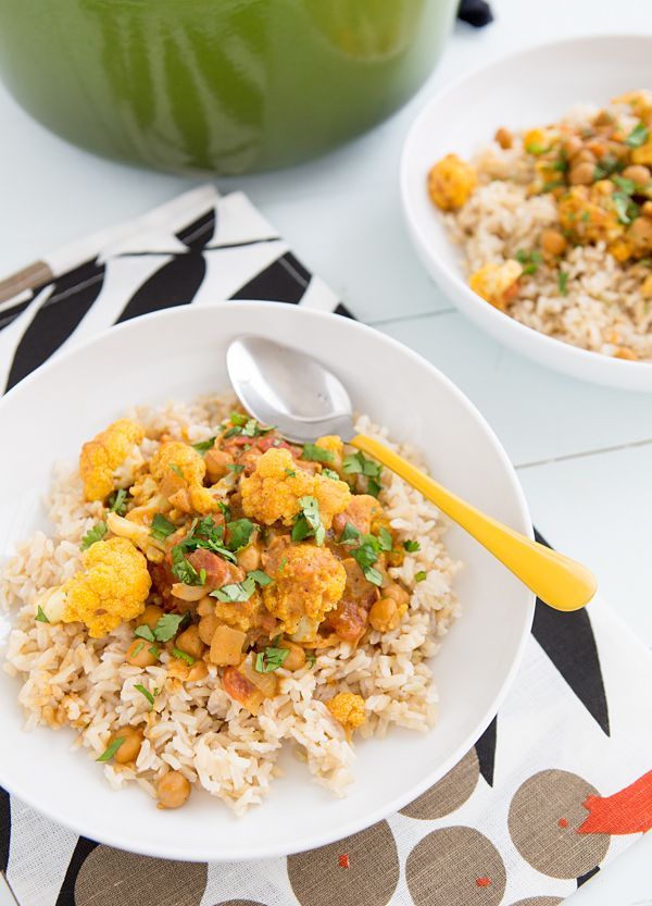 Cauliflower and Chickpea Coconut Curry #eatcleanpinparty