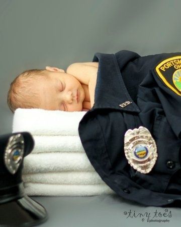 Ive been looking for a baby pose with daddys cop uniform forever! Yay finally fo