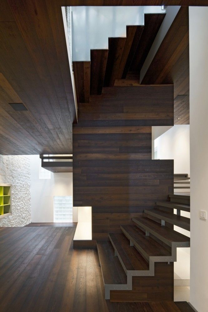 Maison Escalier / Moussafir Architectes Associs #wood #interiors