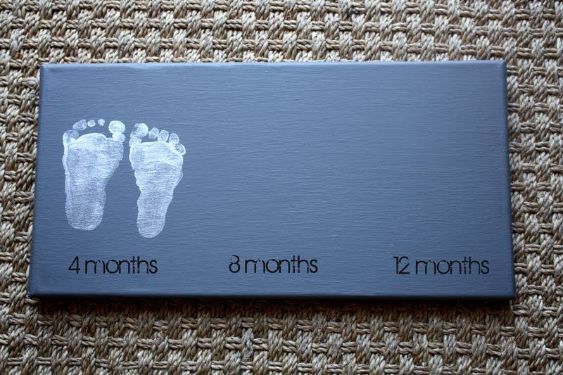 Baby Foot Print Canvas.  I wish I would have done this. Maybe next time around..