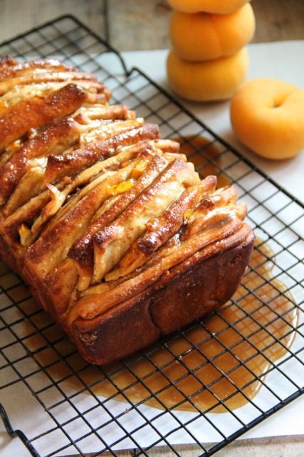 Caramelized Peach Pull Apart Bread #peaches #summer #recipe