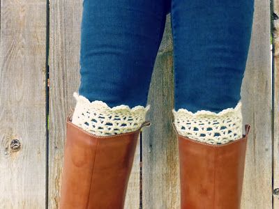 Lacy Scalloped Boot Cuffs