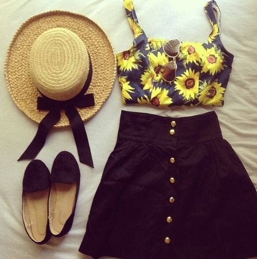 Sun hats & sunflowers. Crop, high wasted button up skirt & ballet flats. Perfect