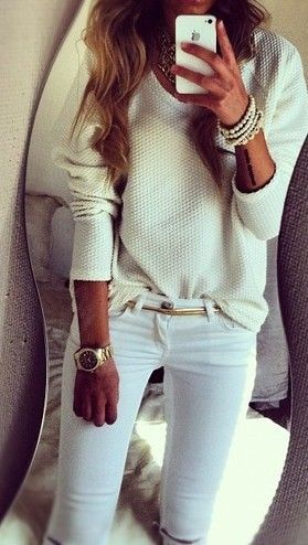 white + gold + cream casual style – love these colors together