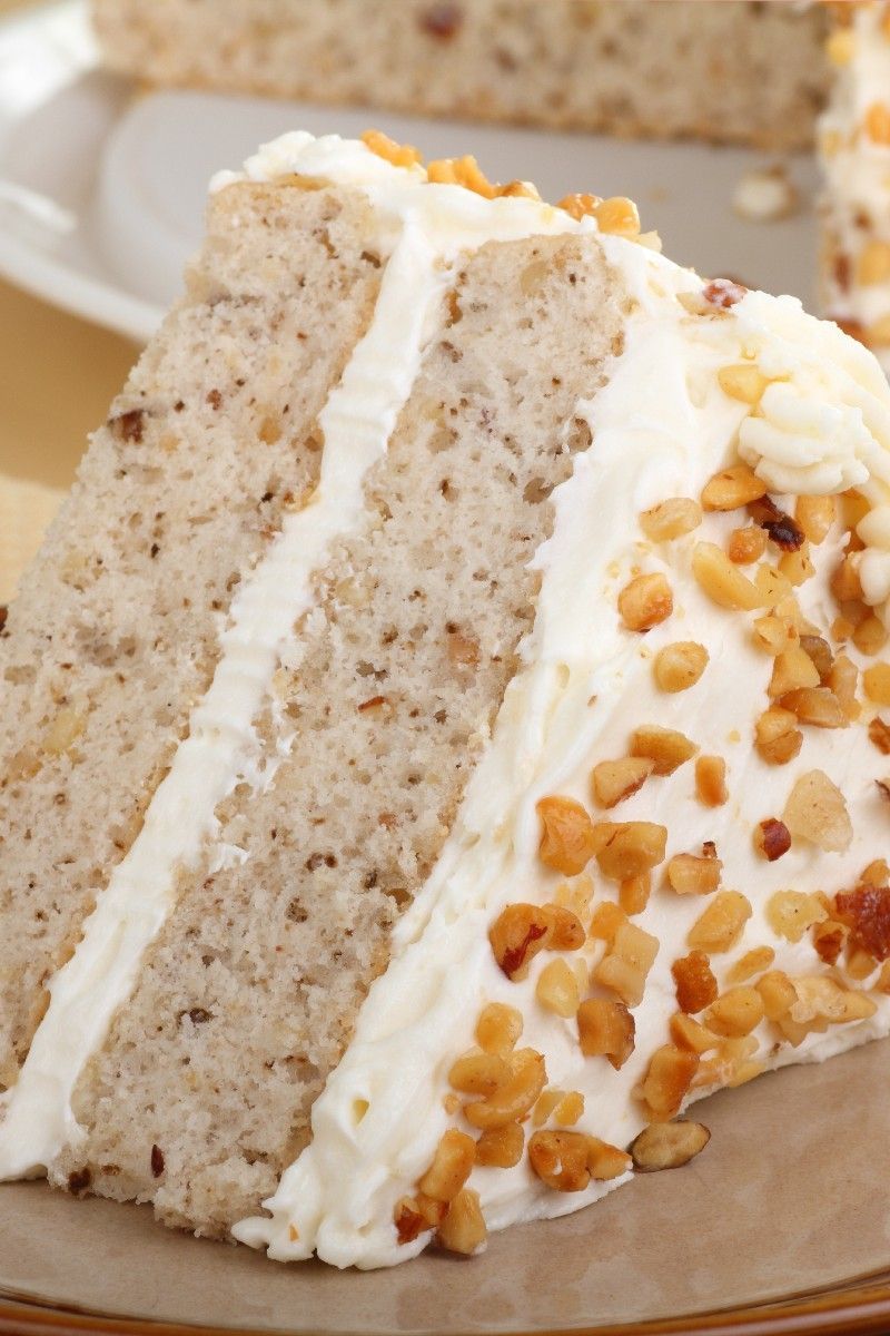 2 of my favorite things…bananas and cream cheese frosting!  Banana Nut Cake wi