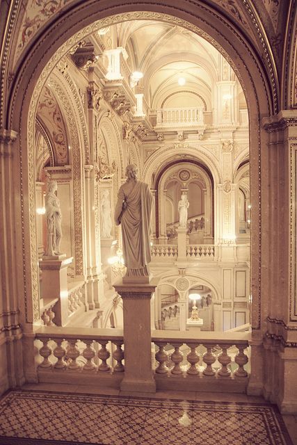 Staatsoper Opera House – Vienna