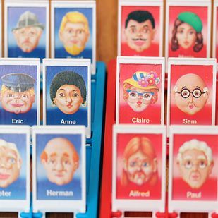 Theres now a crazy version of Guess Who? called Guess Who? Electronic Extra that