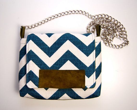 Very cool bag. The MAROL Cross body in teal and cream chevron with by ao3designs