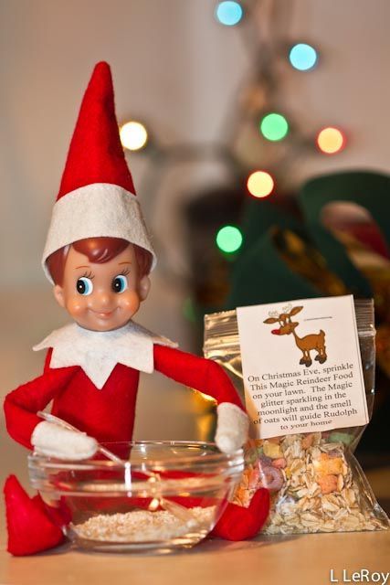 Our elf Chris Cringle did this one night and my child LOVED it!  Especially the