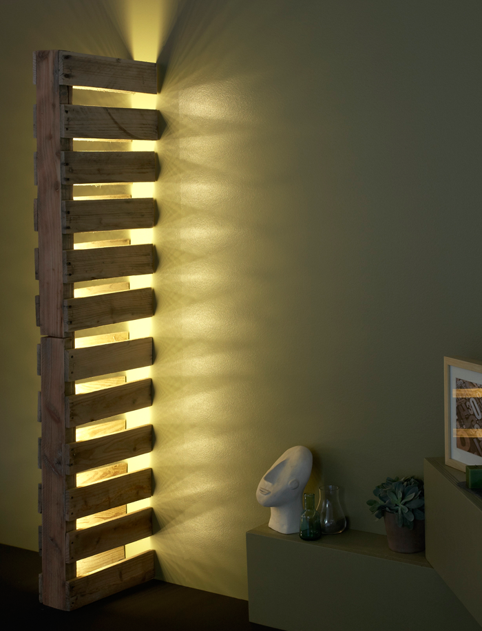 Wall Pallet Lamp – for living room
