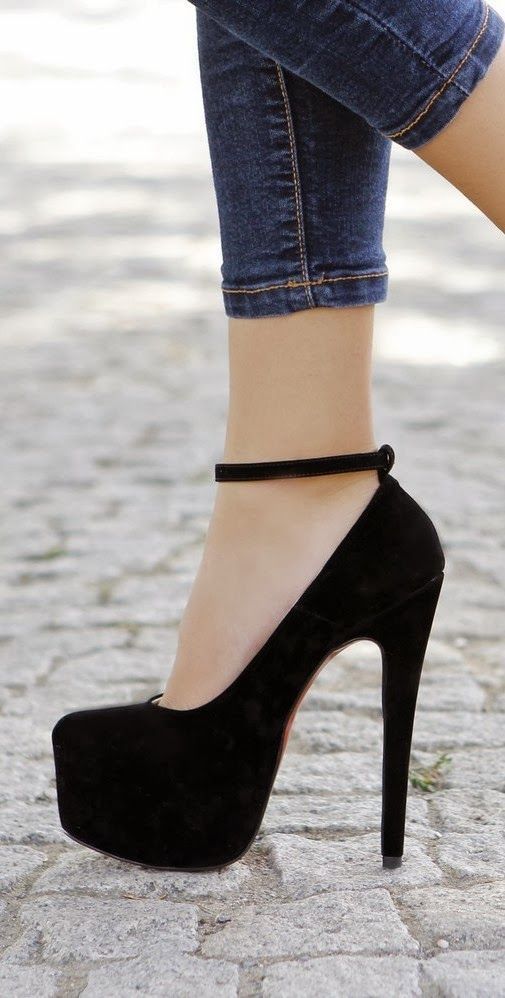 Gorgeous black high heel shoes fash