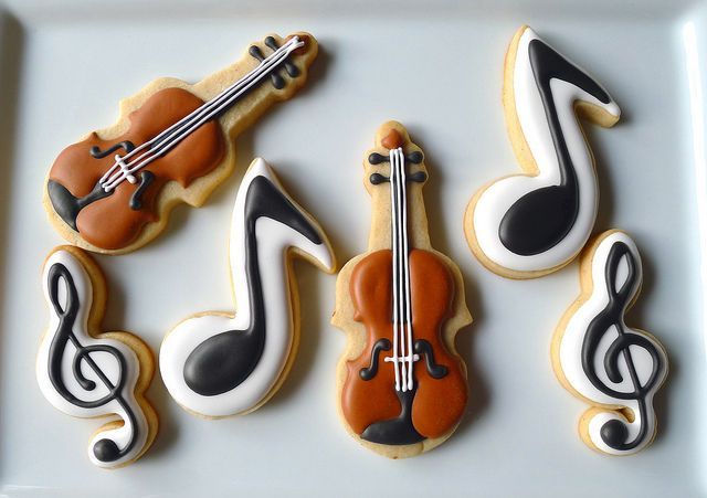 Musical notes & violins #cookies