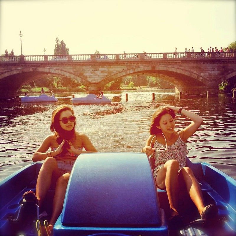 London – pedalo in the park