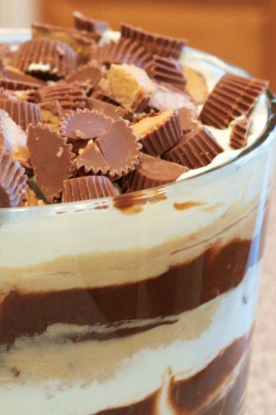 Peanut Butter Cup Brownie t