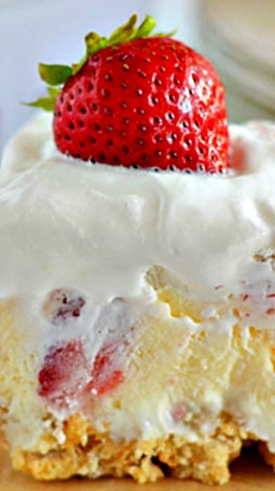 Strawberry Cheesecake Lush Recipe ~ With layers of cream cheese, Cool Whip, cheesecake pudding and fresh strawberries, this easy layered dessert will quickly become your new favorite summer