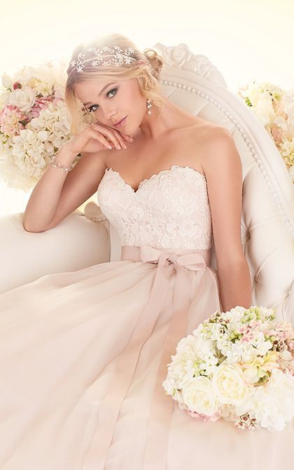 Wedding Dresses – Lace Ball Gown Wedding Dress from Essense of Australia – Style