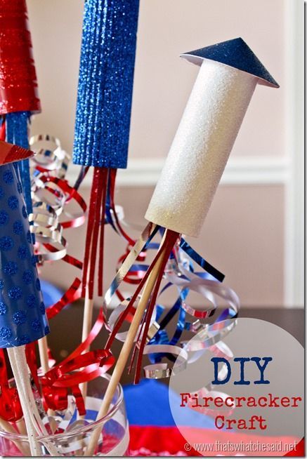 DIY Firecracker Paper Centerpiece!  How cute would this be on your 4th of July Table?!  #4thofjuly #patriotic #centerpiece