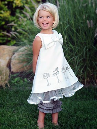 I kind of want to cut Averys hair like this, but I dont know if she would sit still for it!