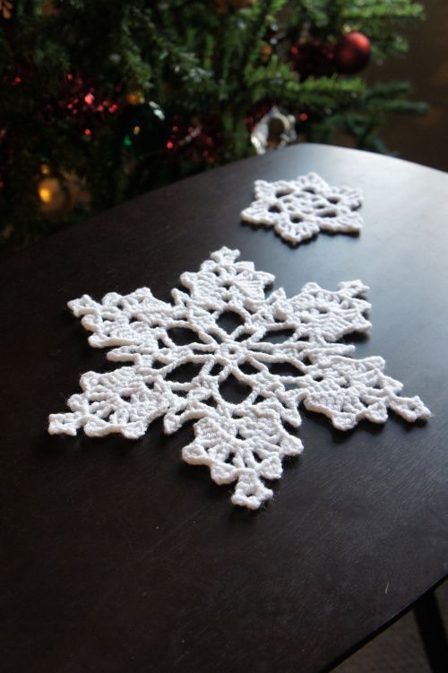 100 Crocheted Snowflake Patterns – I discovered this amazing directory of snowflake patterns linked from a fantastic blog called