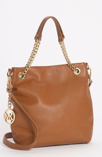 Love this MKs handbag, perfect with any outfit and always sale at the lowest price…Would be a nice shade for fall……