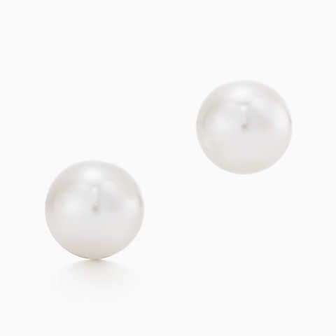 Ziegfeld Collection pearl earrings in sterling silver.