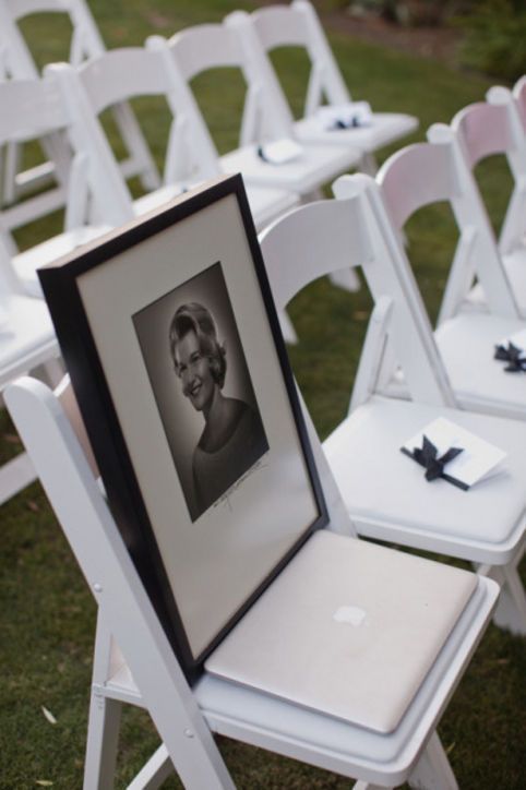 1 Way to Honor Missing Loved Ones at Your Wedding, Whether Theyve Passed Away or Just Cant Be There