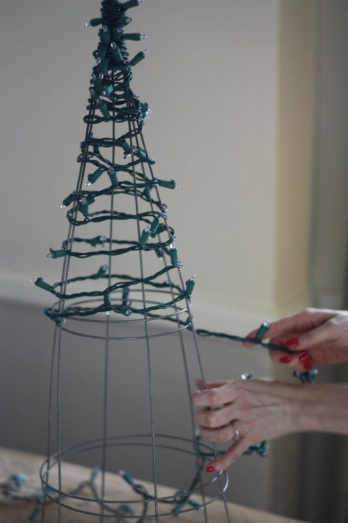 17 Apart: DIY: Tomato Cage Christmas Tree Lights