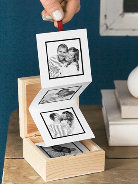 Pull-Out Photo Album -   35 Easy DIY Gift Ideas