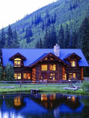Beautiful cabin in the Colorado mountains…..if this were smaller it would be the ideal home ive been dreaming of