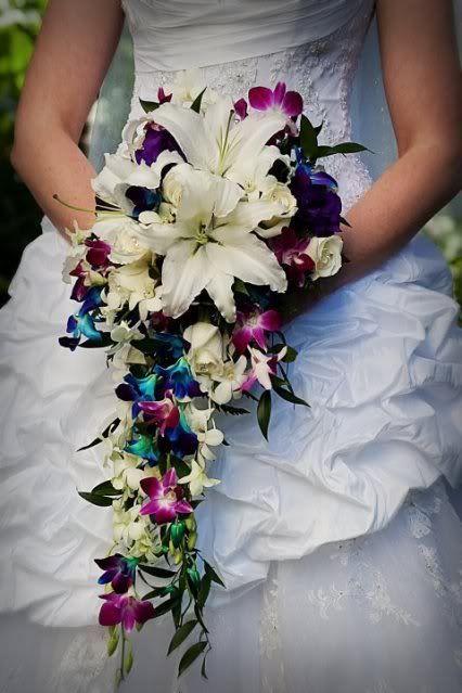Cascading Bouquet – Wedding Spotlight: Anjanette + Jason | Magical Day Weddings | A Wedding Atlas Fan Site for Disney Weddings