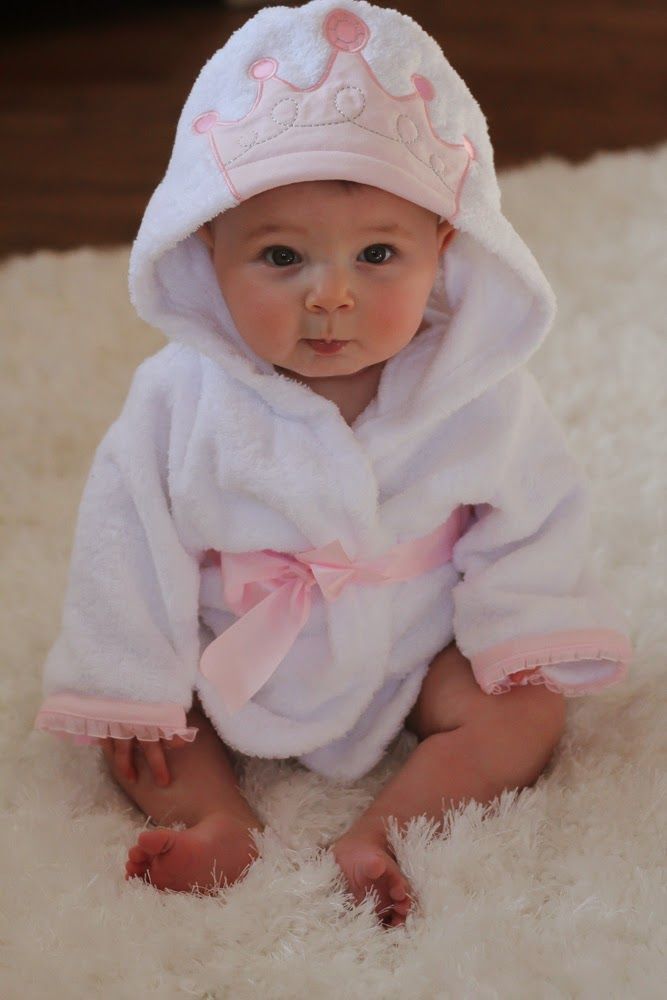 Cella Jane Blog | Baby Aspen Giveaway | Baby Princess Bathrobe