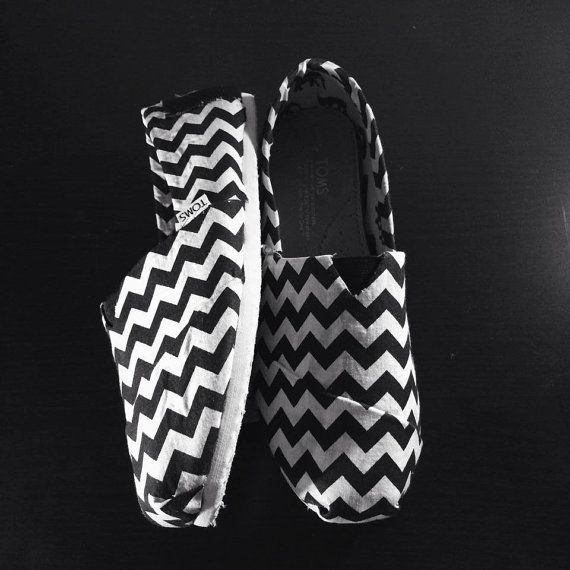 Chevron TOMS! CUTE!