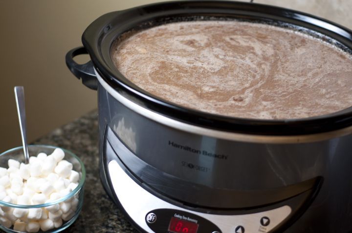 Creamy Crock Pot Hot Chocolate Recipe (Slow Cooker).  For parties, holidays, pot lucks, cold winter days.