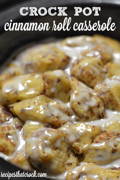Crock Pot Cinnamon Roll Casserole – Such a great fall slow cooker breakfast recipe #CrockPot