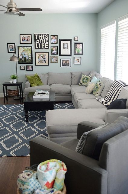 I love the color palette and the picture collage for our living room – MyHomeLookBook